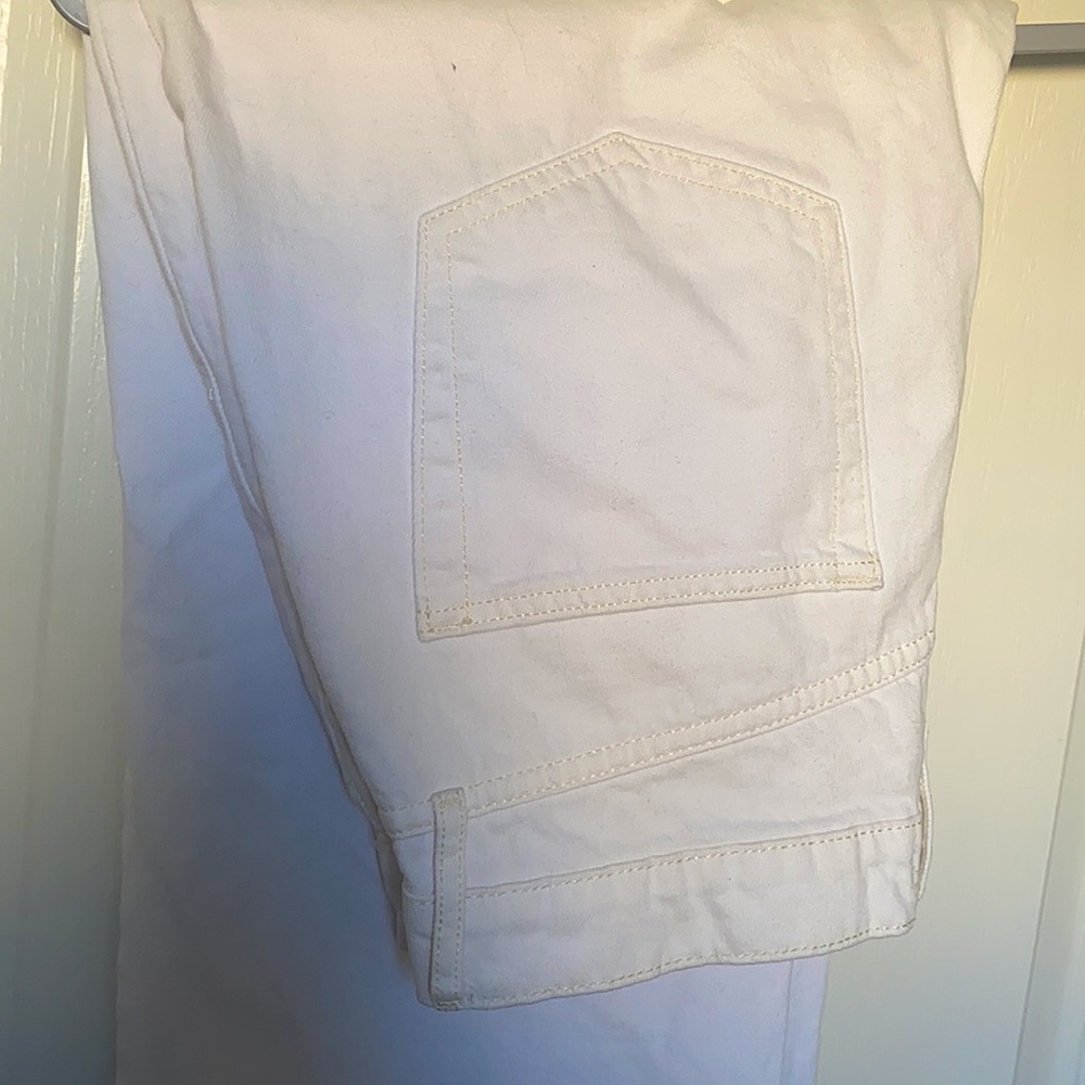Super White forever 21 jeans waist 29 excellent condition